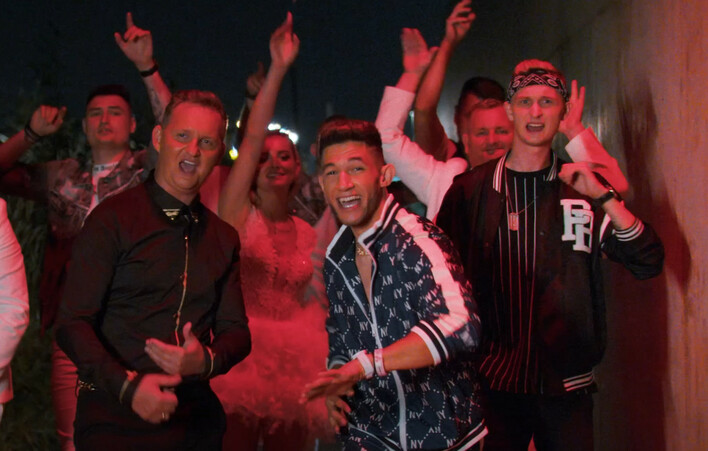 PREMIERA! Mig, DiscoBoys, Spontan w nowości pt. Schodki nad Wisłą! Teledysk jest już w sieci! To nowy HIT disco polo?! 