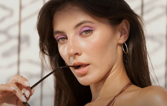 Premiera: Rompey szokuje nowym hitem! „Chcę tylko dotknąć Twoich ust„ już podbija listy przebojów!

