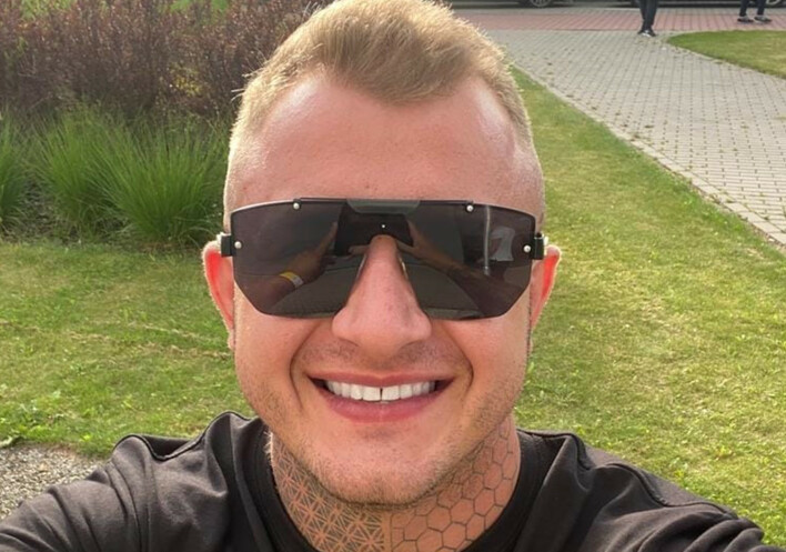 O krok od tragedii! Opona w samochodzie Dawida Narożnego została uszkodzona! 