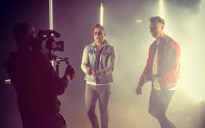 Przebiją "Bananowe skóry"?! Effect i Boyfriend w nowej produkcji!