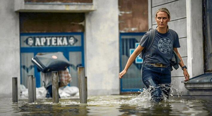 Wielki przebój disco polo w najnowszym hicie Netflixa  „Wielka woda„! Tę piosenkę znają miliony ludzi! 