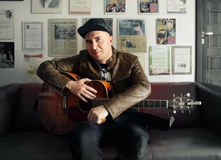 Przebój disco polo w wersji akustycznej! | VIDEO