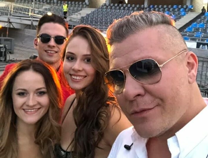 Przecudowna premiera Jorrgusa na olsztyńskiej scenie! „A Ty mnie kochaj”! Wokalista skazany na sukces