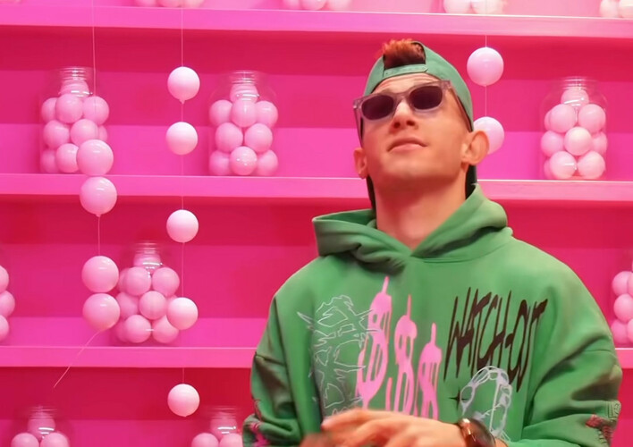 Przedpremiera! Kamil Kossakowski DiscoBoys - Włosy blond! To będzie hit disco polo na 2023 rok?