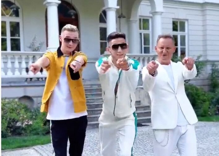 PRZEDPREMIEROWO! DiscoBoys, Spontan, Mig - Schodki nad Wisłą! To będzie hit tego roku ? | VIDEO
