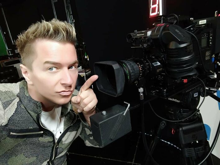 Przepiękna chwila uwielbianego artysty disco polo! Właśnie zaręczył się z ukochaną! 