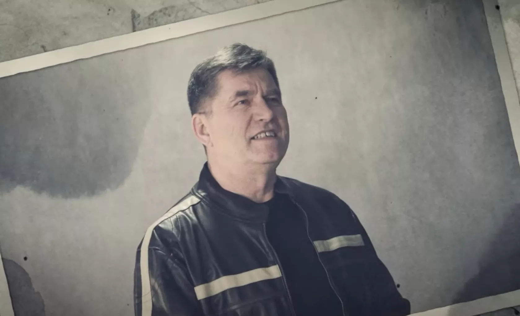 Sławomir Świerzyński napisał dla walczących Ukraińców piosenkę! Fani ”łzy się kręcą same” Artysta stworzył ją w dniu wybuchu wojny! 