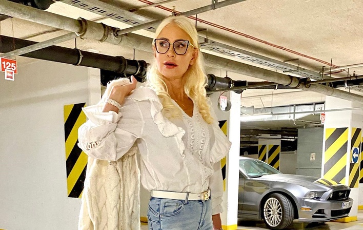 Przepiękna wokalistka disco polo w gustownej stylizacji! Elwira Mejk zachwyca! Fani „Cudownie wyglądasz„