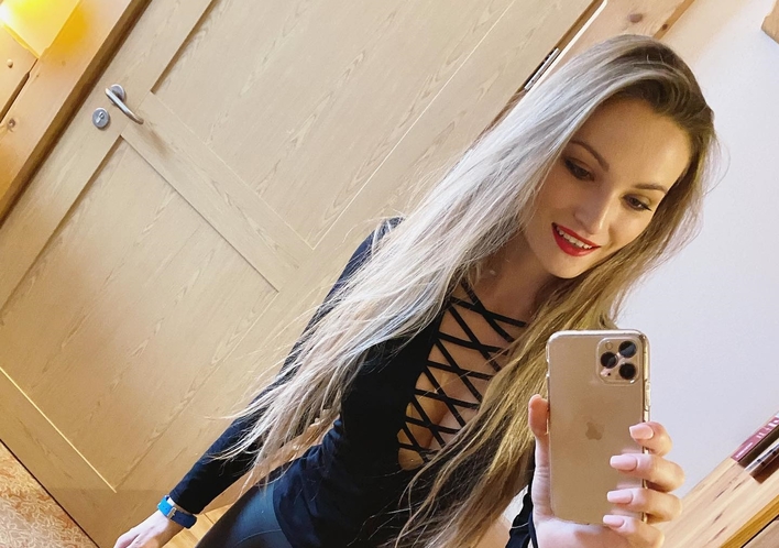 Ta stylizacja odsłoniła ciało znanej gwiazdy disco polo?! Internauci komentują ”Jesteś piękna”