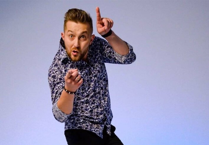 Popularny wokalista disco polo drastycznie schudł! W dwa tygodnie zgubił 12 kilogramów!