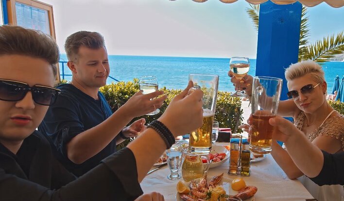 "Przeznaczni" na żywo prosto z klubu! | VIDEO