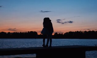 Wokalista disco polo podbija serca Polaków romantyczną balladą! 