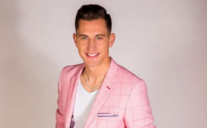 Przystojny wokalista disco polo idzie do polityki! Kandyduje z listy PO i Nowoczesnej! 