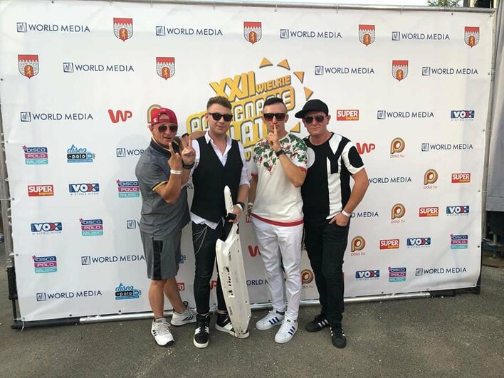 Zmiany personalne w popularnym zespole disco polo! Fani zawiedzeni?!