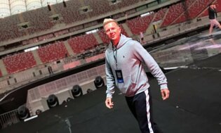 Publiczność na Narodowym uwiedziona przez lidera zespołu DBomb?!