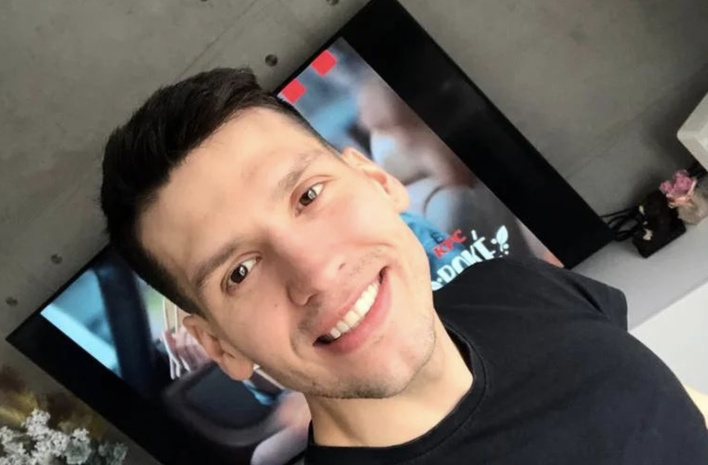 Radosław Kudelski przyłapany w studiu nagraniowym! Wiemy nad czym pracuje jeden z najpopularniejszych gwiazdorów disco polo! 