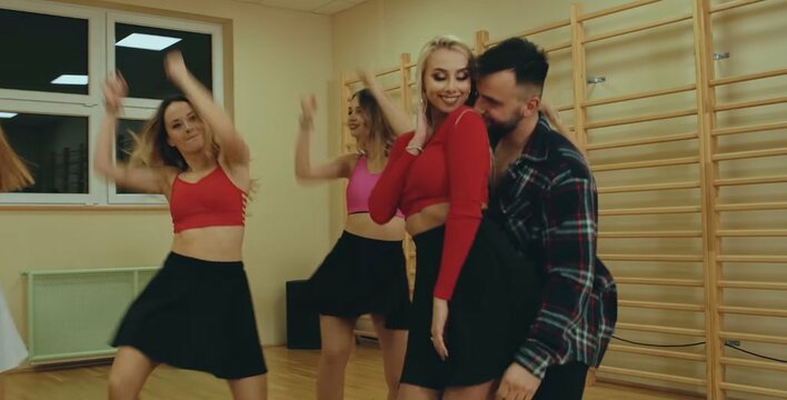 Rewelacyjna premiera Jorrgusa! Gwiazdor disco polo udostępnił właśnie bardzo taneczną piosenkę!