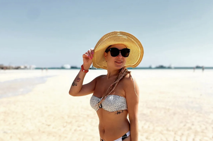 Rodzinne wakacje Magdaleny Narożnej! Gwiazda zespołu Piękni i Młodzi w zagraniczną podróż zabrała ukochaną córeczkę Gabrysię! FOTO