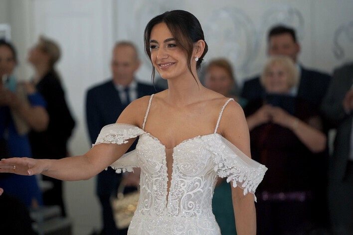 Rok temu Justyna Lubas wyszła za mąż! Niezapomniane wesele z gwiazdami disco polo i teledysk ”Oczu spotkanie”

