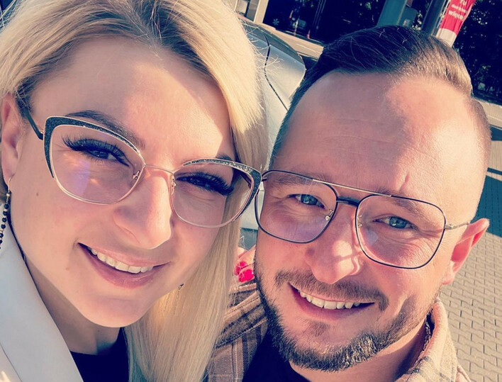 Magdalena Narożna - Piękni i Młodzi wyleciała z ukochanym do Pragi! Romantyczne chwile uwielbianej gwiazdy disco polo!