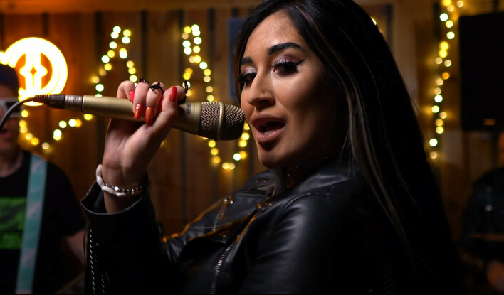 Roxaok odnawia klasykę: Nowa odsłona hitu Dody ”Dżaga”! Posłuchajcie nowości!