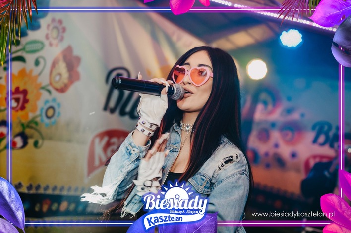 Roxaok podbija Polskę swoim hitem „Jes jes gut gut„