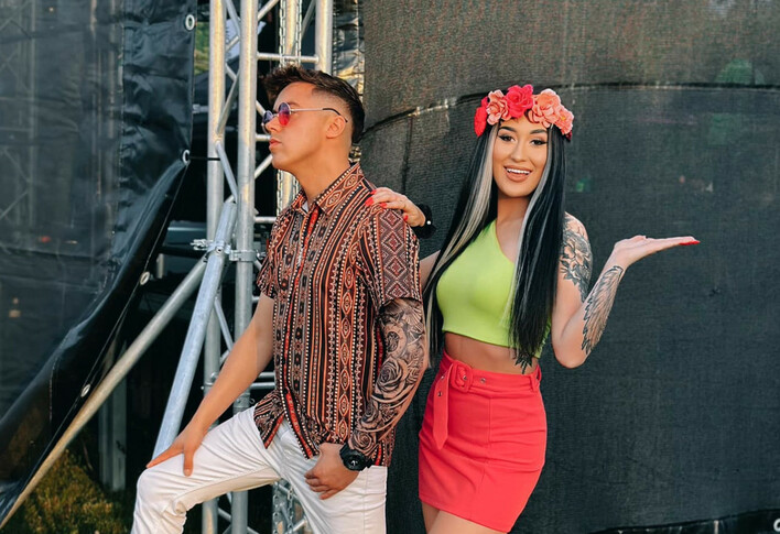 Roxaok podbija scenę disco polo swoim hitem „Polka„! Zobaczcie materiał wideo! 