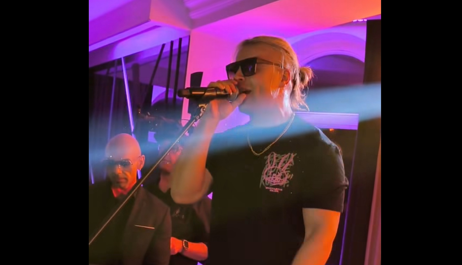 Skolim dał czadu! Zaśpiewał wielki hit disco polo „Lekcja miłości” zespołu Maxel