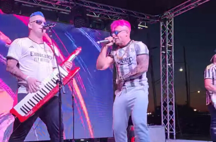 Skolim rozpala serca na Polish Summer Festival! Zobaczcie mega nagranie! „Wyglądasz idealnie„ na żywo prosto z USA!