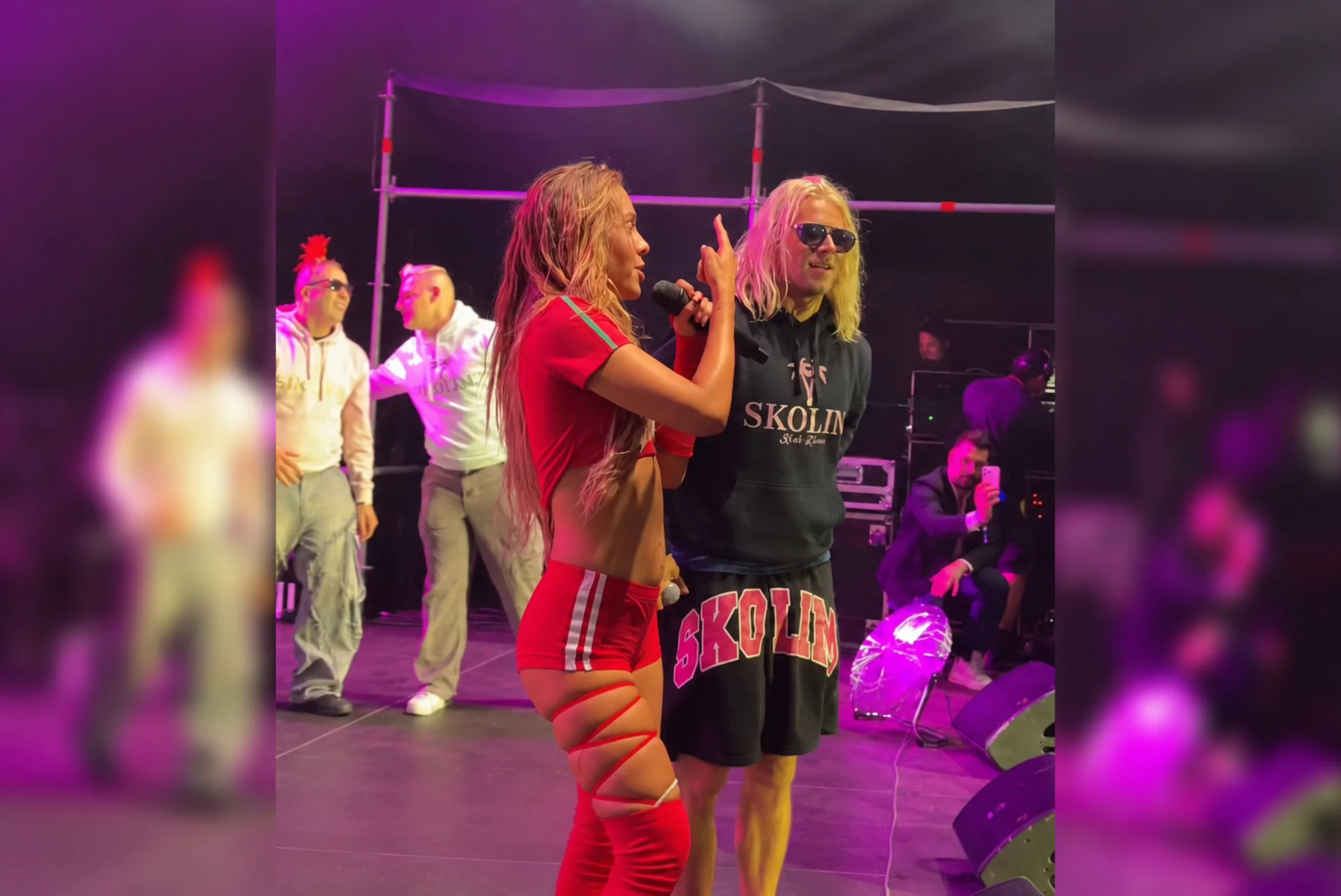 Skolim wparował na scenę w trakcie koncertu Blanki. Wspólnie zaśpiewali „Niewinną"