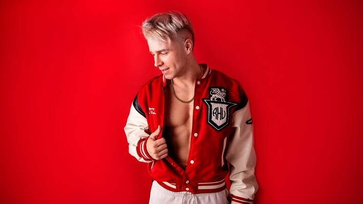 Skolim zrobił to publicznie. Internauci nie dowierzają, co napisał dla prawosławnych