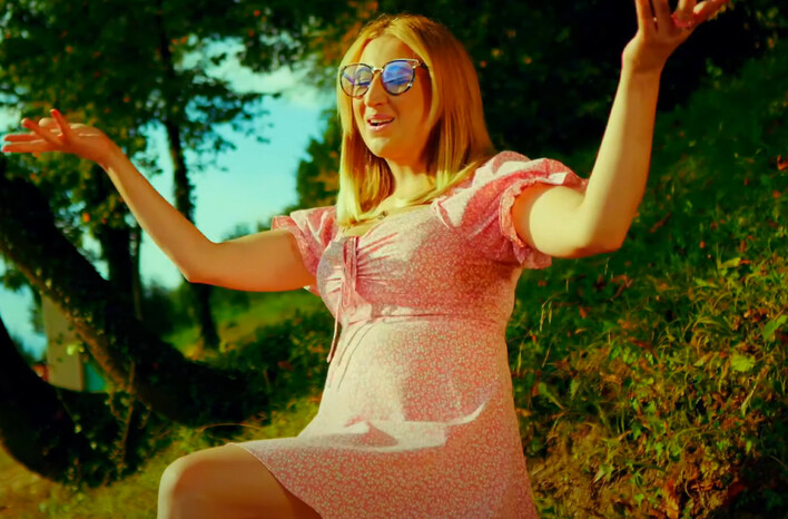 Skorusa – „Hej Chłopaku”. Nowa premiera disco polo, która rozgrzeje fanów!

