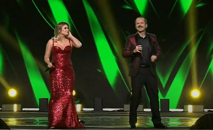 Sławomir i Kajra na Roztańczonym PGE Narodowym – Warszawa oszalała na ich punkcie! Zobaczcie występ! 

