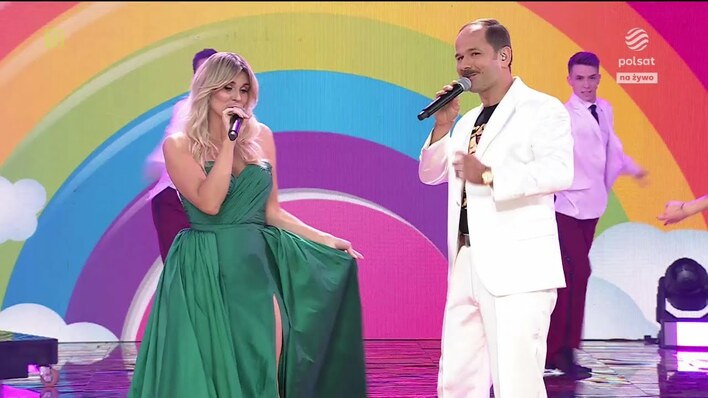 Sławomir i Kajra zachwycili na żywo! Zobacz jak zaśpiewali hit „Comment Ca Va„ na Festiwalu Weselnych Przebojów! | VIDEO