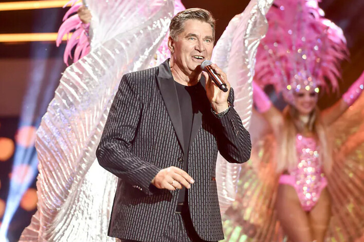 Sławomir Świerzyński z Bayer Full pokazuje swoje ogromne gospodarstwo ze stadniną koni i prywatnym jachtem. Zobacz, jak mieszka gwiazda disco polo!