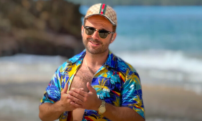 Sławomir z gorącą premierą na ustach wszystkich Polaków! Nowy hit „Cudowronek„ to mieszanka stylów, której jeszcze nie słyszeliście!