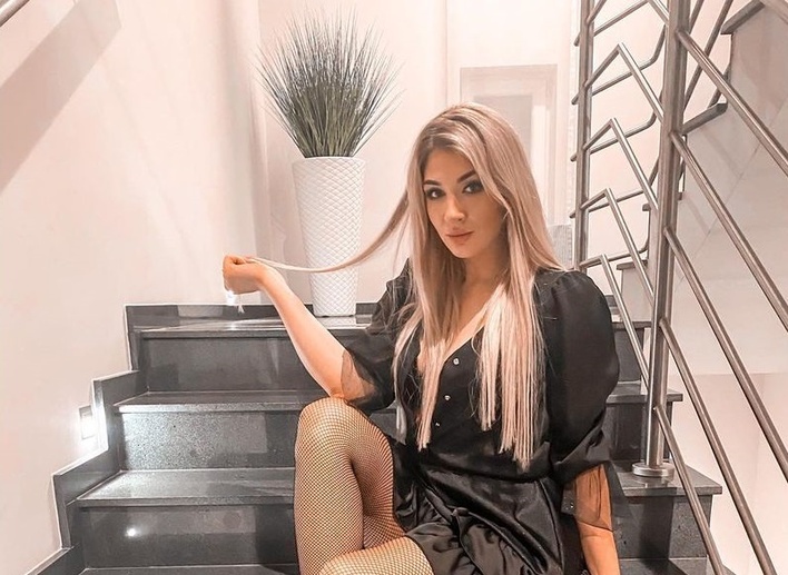 Znana wokalistka disco polo przyłapana w klinice piękności?! Gwiazda poddała się popularnemu zabiegowi!