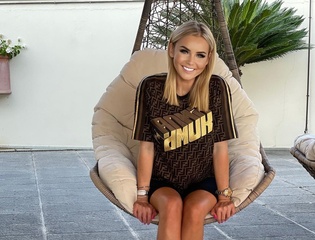 Śliczna gwiazda disco polo nie do poznania! Popularna artystka zaskoczyła nową fryzurą! Wygląda obłędnie!