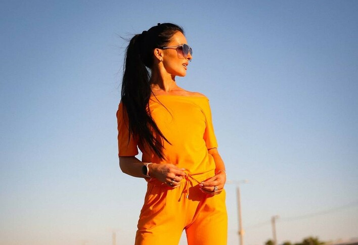 To najlepiej ubrana gwiazda w branży?! Śliczna gwiazda disco polo podkreśliła długie nogi wyjątkową stylizacją!