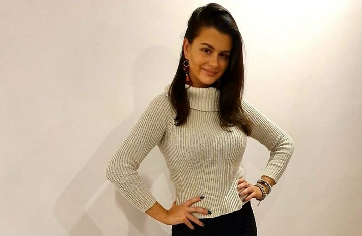 To nie żart! Popularna wokalistka disco polo za kierownicą ogromnego tira! Zobaczcie ZDJĘCIA!