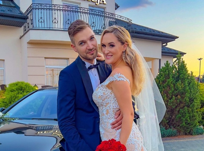 Ślub w tajemnicy?! Popularna wokalistka disco polo powiedziała ”Tak”! Gwiazda pokazała ślubne zdjęcia! 