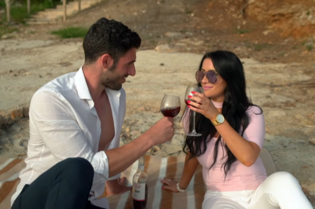 Słodki Romans uroczej wokalistki disco polo! Zobaczcie czym zaskakuje Malina | VIDEO