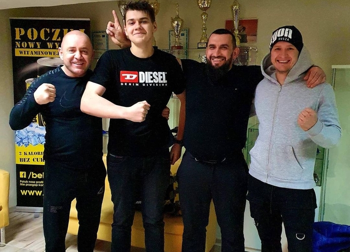 Spektakularna metamorfoza z udziałem Dawida Narożnego! Efekt jest piorunujący!