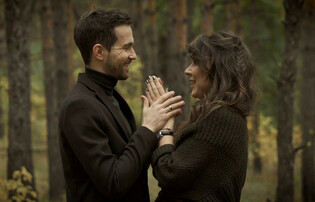 Sprawdź najnowszą premierę Bogusza i Karolcii! Ich utwór pt. „Ostatnia Wakacyjna Noc„ robi wrażenie!
