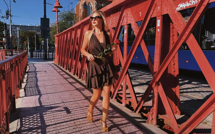 Stelka prezentuje swój debiutancki singiel „Jesteś kłamstwem”