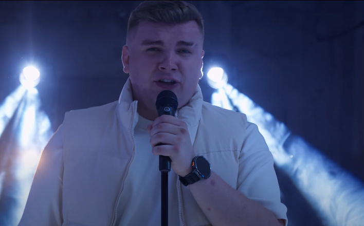Stojan zaskoczył widzów teledyskiem do „Taki jestem” – finał historii wprawia w osłupienie