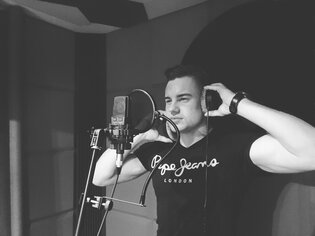 Niepokojący stan zdrowia wokalisty disco polo! Ma duszności i zawroty głowy! 