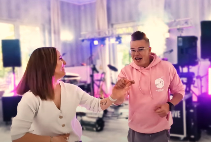 "Suknie Kolorowe” w wykonaniu MASSiVE to hit, który zachwyci całą Polskę