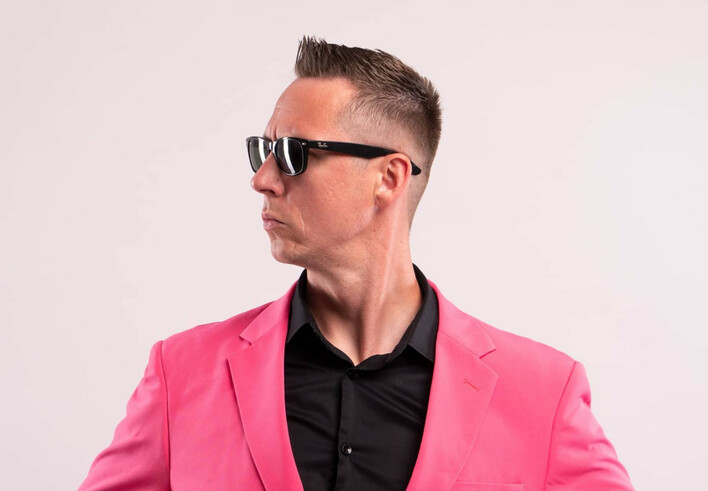 Swing3r prezentuje swój nowy singiel! „Tu i teraz„! Mamy przedpremierę!