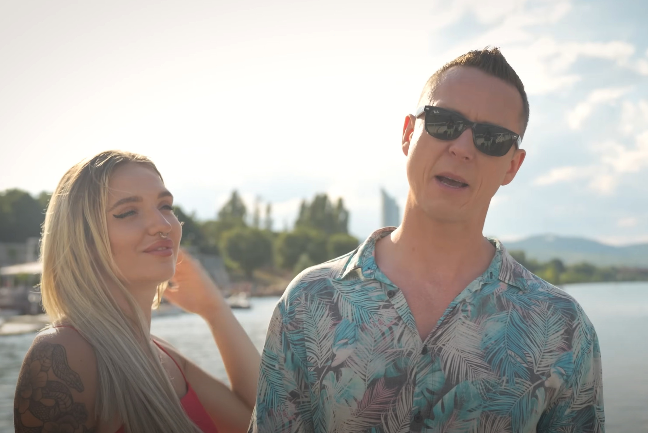 Swinger w gorących rytmach latino. „Z Tobą wschód słońca” może rozgrzać lato 2025 do czerwoności


